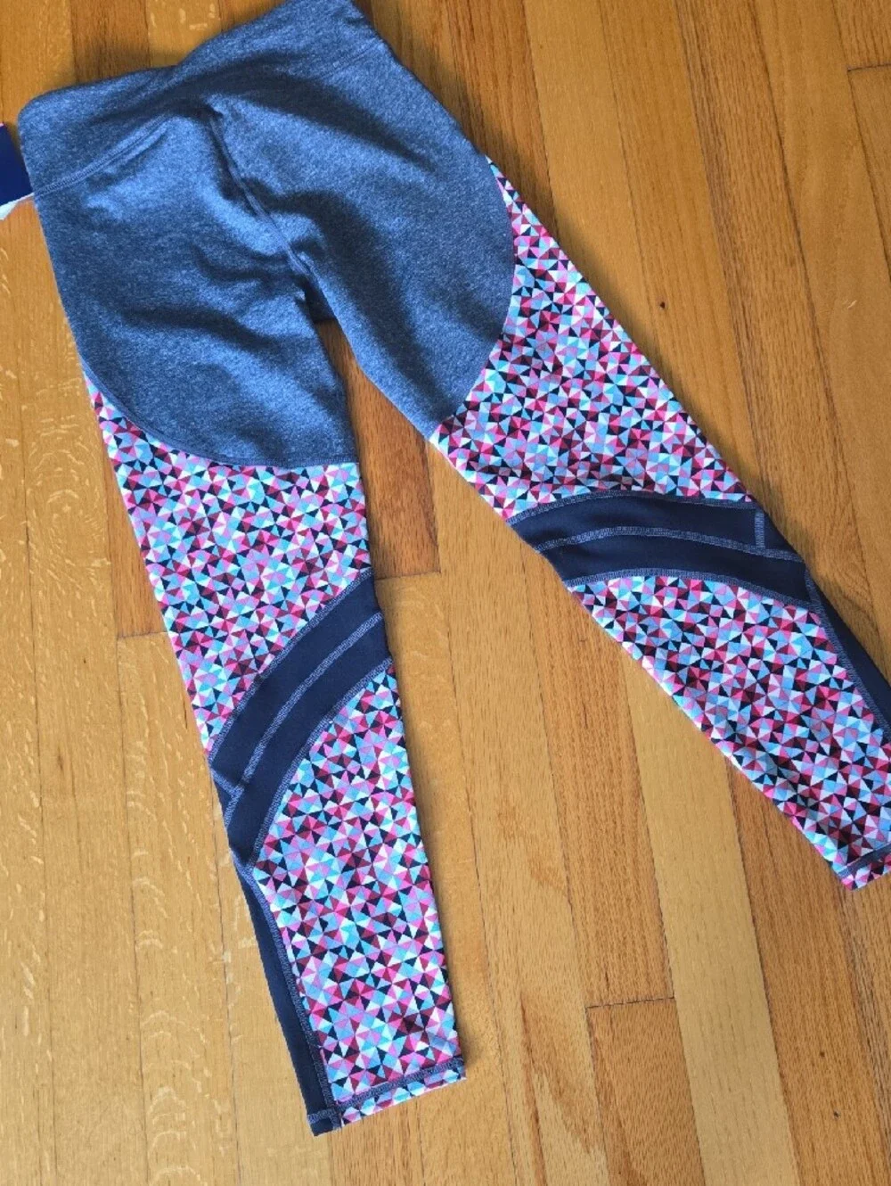 GAP Girls Gray Leggings with Pink & Blue Geo Panels